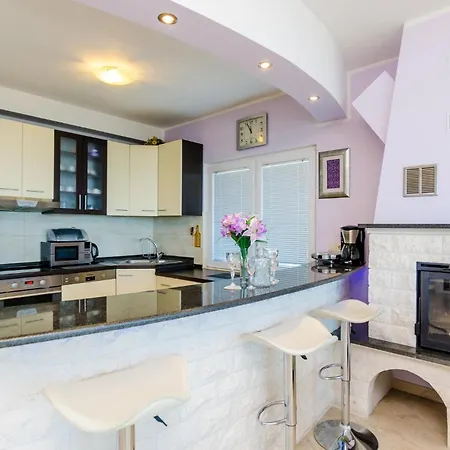 Cozy In Dubravka With Sauna * Dubravka