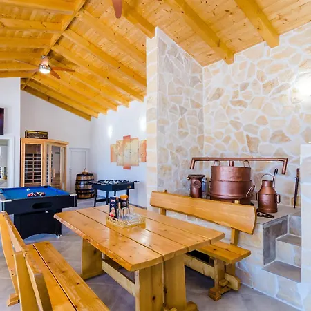 Gorgeous In Dubravka With Sauna Груда