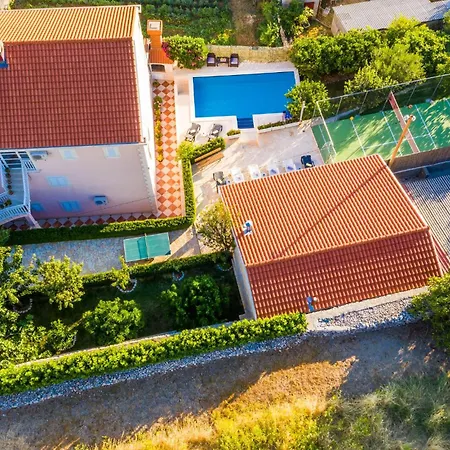 Cozy In Dubravka With Sauna Apartament *