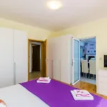 Amazing In With Sauna Appartamento