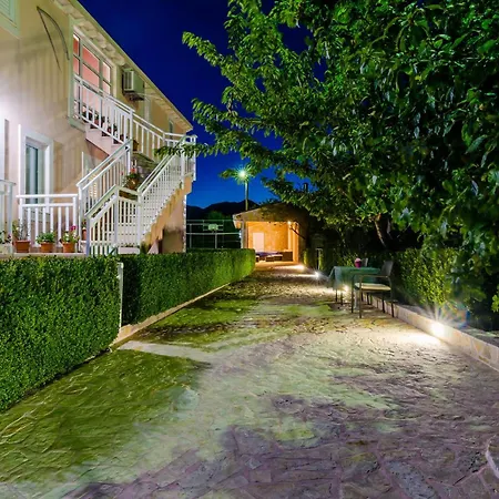 Cozy In Dubravka With Sauna Dubravka