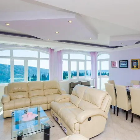 Cozy In Dubravka With Sauna * Dubravka