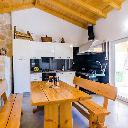 Apartman Cozy In Dubravka With Sauna Dubravka