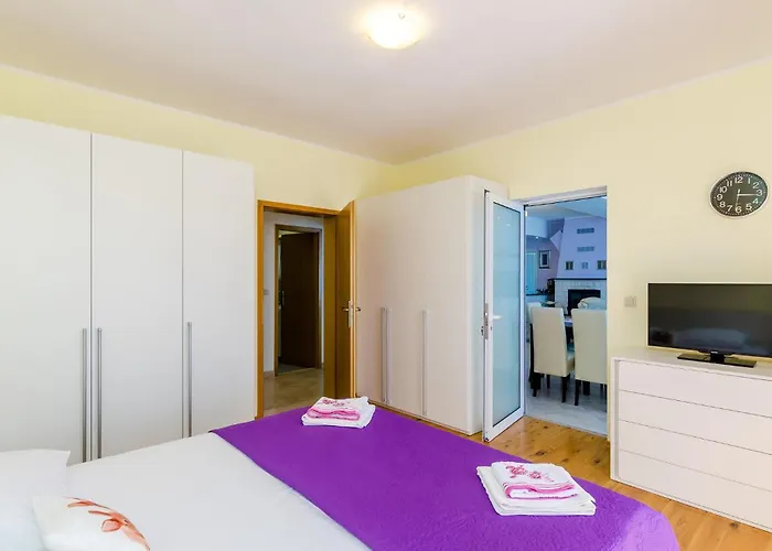 Cozy In With Sauna דירה