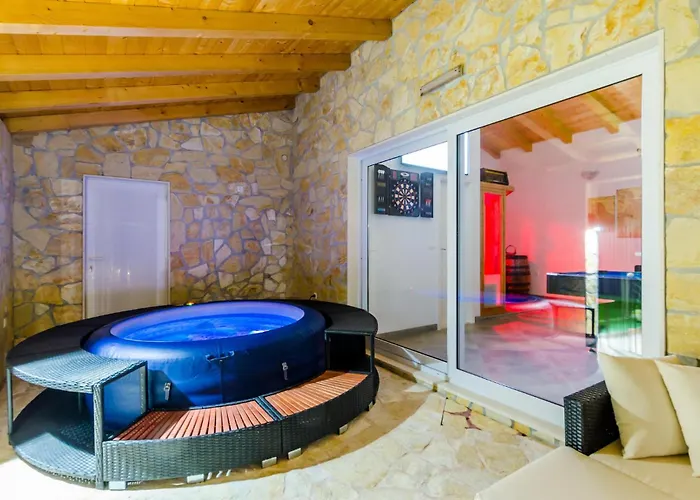 Cozy In With Sauna Lejlighed Dubravka