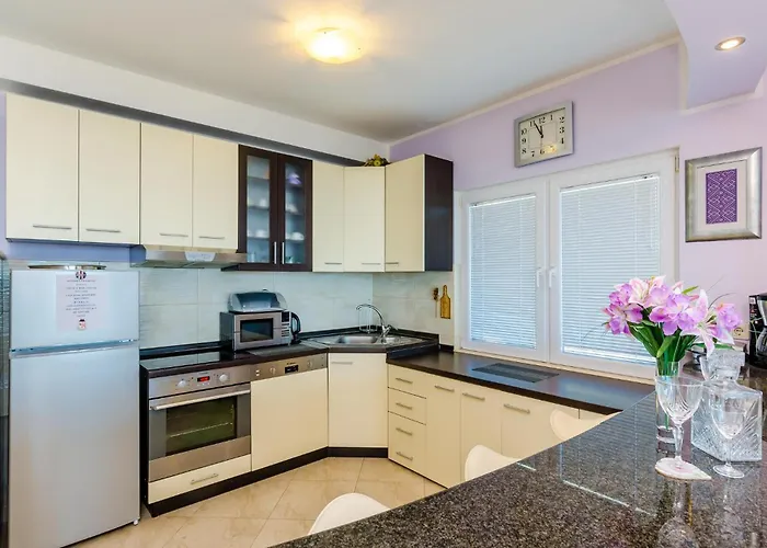 Cozy In With Sauna דירה Dubravka